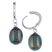 Load image into Gallery viewer, Aristocrat Noir Pearl Earrings - Orchira Pearl Jewellery
