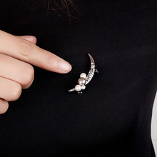 Load image into Gallery viewer, Lost Paradise Pearl Brooch - Orchira Pearl Jewellery