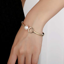 Load image into Gallery viewer, Talisman Orchira Pearl Bangle - Orchira Pearl Jewellery