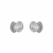 Load image into Gallery viewer, Butterfly&#39;s Heart Pearl Earrings - Orchira Pearl Jewellery
