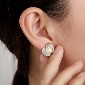 Butterfly's Heart Pearl Earrings - Orchira Pearl Jewellery